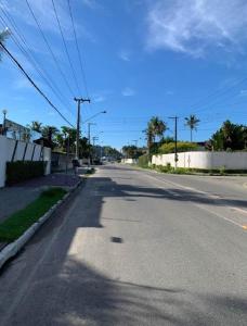 Apartamento 2 Quartos a 5 minutos a pé da Praia da Enseada