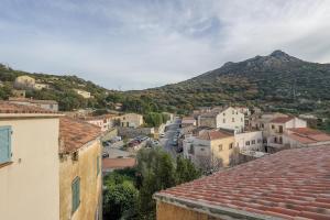 Appartements Di Mezzu - Proche plage et vue montagnes : photos des chambres