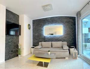 Apartment SAN with private Jacuzzi and Garden