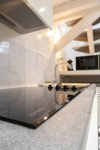 BC Spacieux et atypique 2P, Vieille-Ville