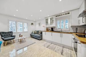 Stylish Contemporary 1 Bed Flat Near London Bridge