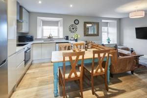Host & Stay - Fenwick Village Hall