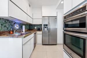 Oceanfront Luxury Penthouse On The Beach 3 Bedroom