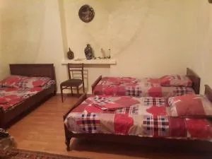 Lemon Family GuestHouse - Grmagele