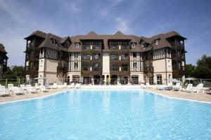 Appartements COSY GROUND FLOOR 4005,La Residence Du Golf DEAUVILLE : photos des chambres