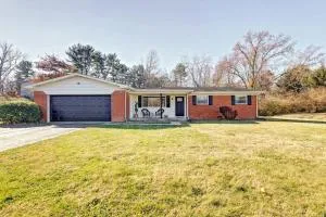 Beautiful 3 BR/2 Bath Very Close to IU & Downtown - Spencer