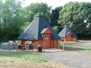 Romantic Rural Retreats - Winsham