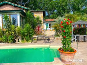 Villas Villa Merkel - 24 pers - 10 chambr - 9 WC - Art - Piscine : photos des chambres