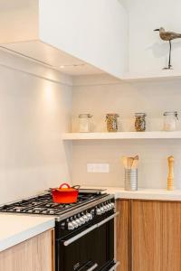 Appartements Spacious villa with heated pool : photos des chambres