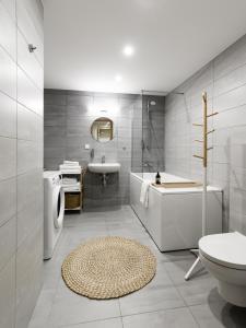 W Apartments near Passenger Port