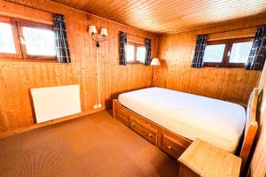 Chalets Snowflake cottage with garden : photos des chambres