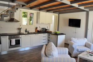 Luxurious Villa on the famous glp cat sanctuary