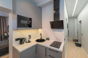 Lovely 1BD Central Apartment by Hostlovers