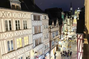 lExotique - Vue Pl Vieux Marché - Standing