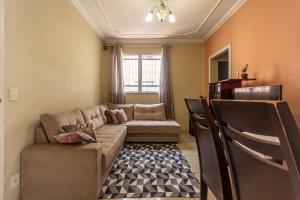 Apto com ótima localização, Wi-Fi e garagem