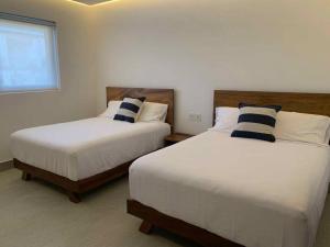 4 Bedroom, Beach Front Flat Bucerias - Vallarta