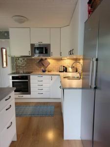 Trevligt husstuga i Svärtinge