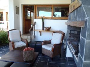 Waterfront Lodge