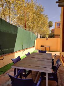 La Gran Terraza Playa pedregalejo Parking y Piscina - 4-gwiazdkowe hotele w mieście Malaga