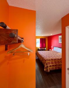 Razorback Inn