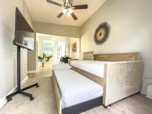 La Vie Boheme 3 - Cozy Sylish Studio w Parking - The Pines