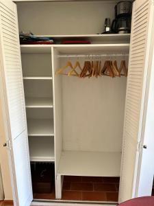 Appartements Appartement Studio ADRIAN - Climatise - proche du village - piscine - tennis : photos des chambres