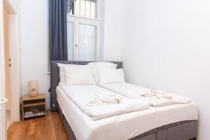 Violin Apartments