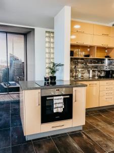 Highrise Horizon Penthouse