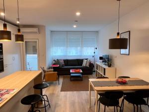 Apartman 64 