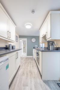 One Bedroom Suite Apartments By Travel Lets Short Term Rental Agency Derry With Free WiFi
