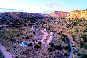 Clear Sky Resorts - Bryce Canyon - Unique Stargazing Domes - Paria