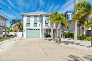 Driftwood Inn - هولمز بيتش