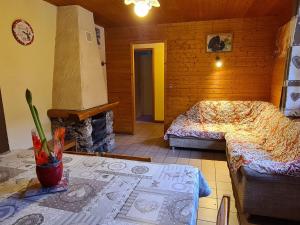 Maisons de vacances Chalet Confortable a La Bresse, Proche Ski, Wifi, Animaux Acceptes - FR-1-589-130 : photos des chambres