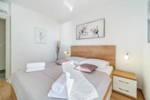 Apartments with WiFi Split - 22131