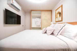 Reformado, decorado e a 5min. da Praia do Leblon - por Casapē