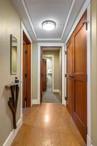 Adventurers Escape~ Mountain Luxury Resort