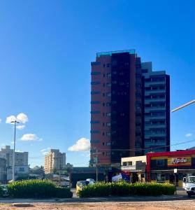 Studio na Orla de Salvador com piscina e garagem