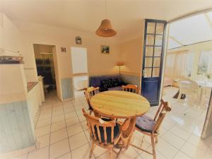 Appartements Appartement cosy 4 pers, proche plage et commerces, Capbreton - FR-1-239-887 : photos des chambres