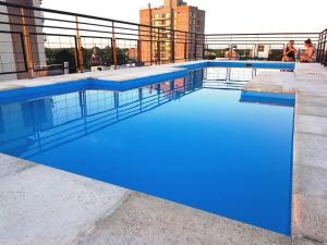 Departamento centrico en Tigre con Piscina y cochera incluida