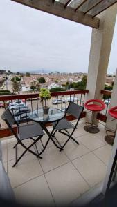 Excelente depto equipado completo, a pasos del mar