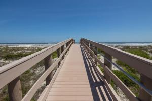 Ocean Gallery Condo, 3 minutes walk, Pool view - 4hvězdičkové hotely ve městě St. Augustine
