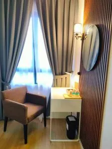 Sini Stay Horizon Suites KLIA (Blue Room) - Kampong Ampar Tenang