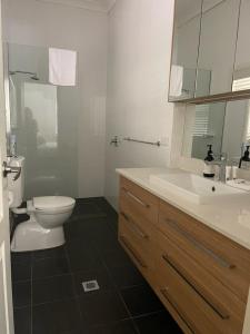 Stylish 4 Bedroom Urban Retreat