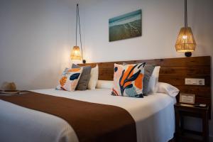 Standard Double or Twin Room room in Hostal Casa del Mar