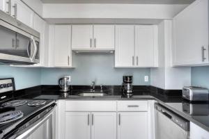 Kendall Square 2br w gym wd nr green line BOS-944