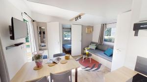 Campings Camping Les Vernieres La Bourboule Sancy : photos des chambres