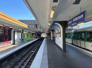 Appartements Large 4 Bedroom Apartment near metro - only 30 minutes to Paris and Disneyland : photos des chambres