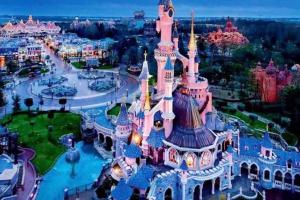 Appartements Large 4 Bedroom Apartment near metro - only 30 minutes to Paris and Disneyland : photos des chambres