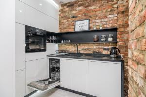 Beautiful WrocLoft Apartment by Noclegi Renters