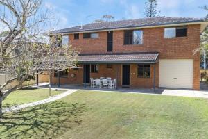 Byrons Beach House Mylestom